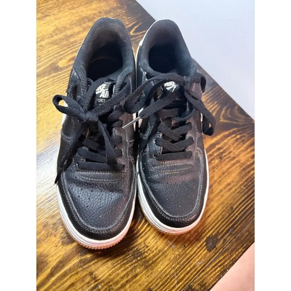 Nike‎ Black Sneakers Size 5Y